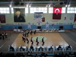 Halkoyunlarında Büyükşehir farkı